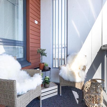 Arctic Penthouse City Suite โรวานิเอมิ ภายนอก รูปภาพ